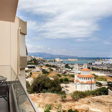 Minimal Loft Art With Sea View Over Heraklion Harbour Екстер'єр фото
