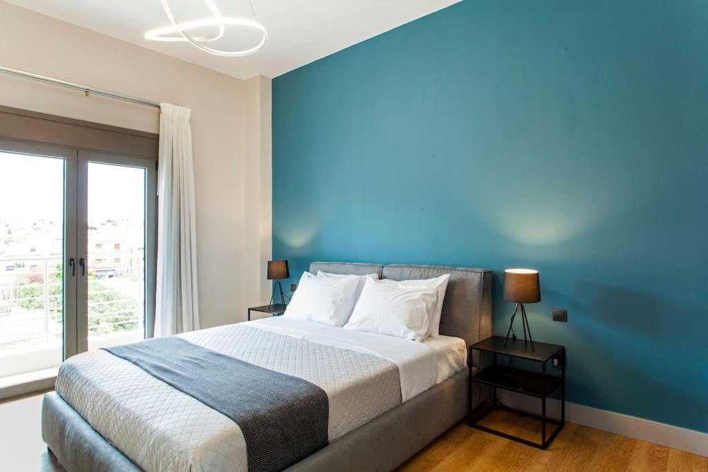Minimal Loft Art With Sea View Over Heraklion Harbour Екстер'єр фото