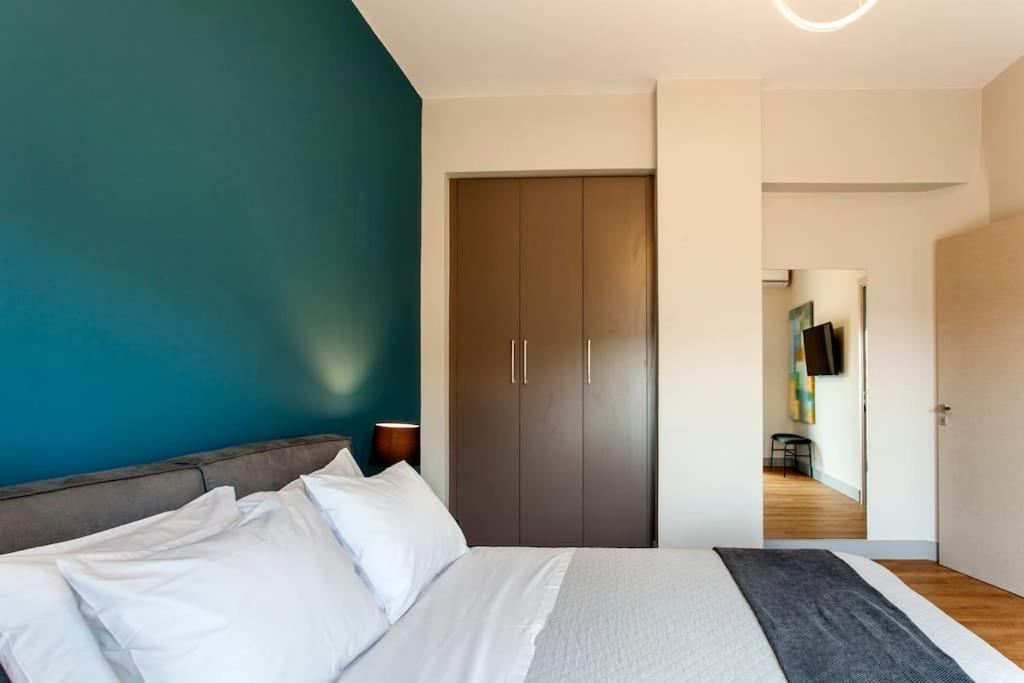 Minimal Loft Art With Sea View Over Heraklion Harbour Екстер'єр фото