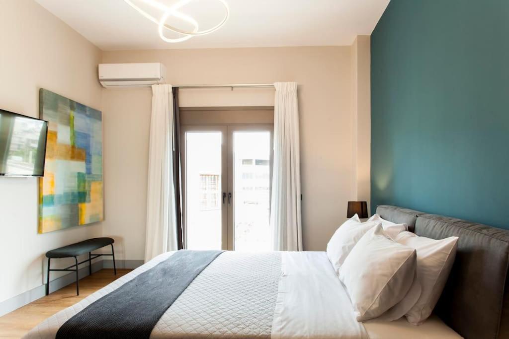 Minimal Loft Art With Sea View Over Heraklion Harbour Екстер'єр фото